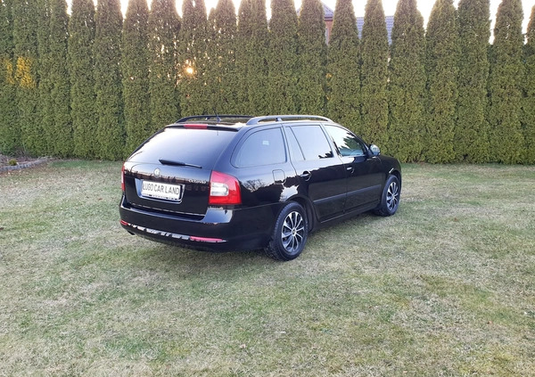 Skoda Octavia cena 25900 przebieg: 233000, rok produkcji 2011 z Ostrzeszów małe 254